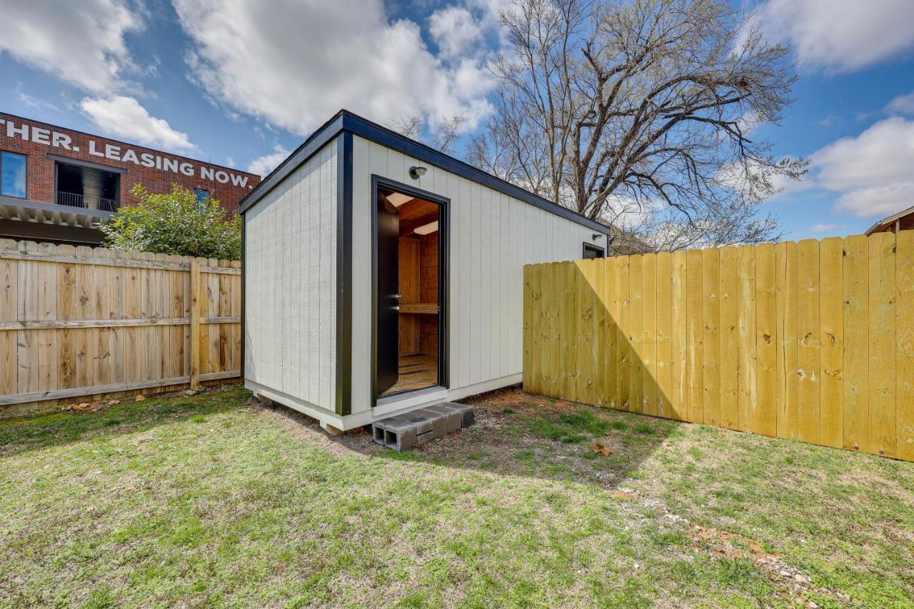Home Grassy Yard, Walk To Bentonville Square エクステリア 写真